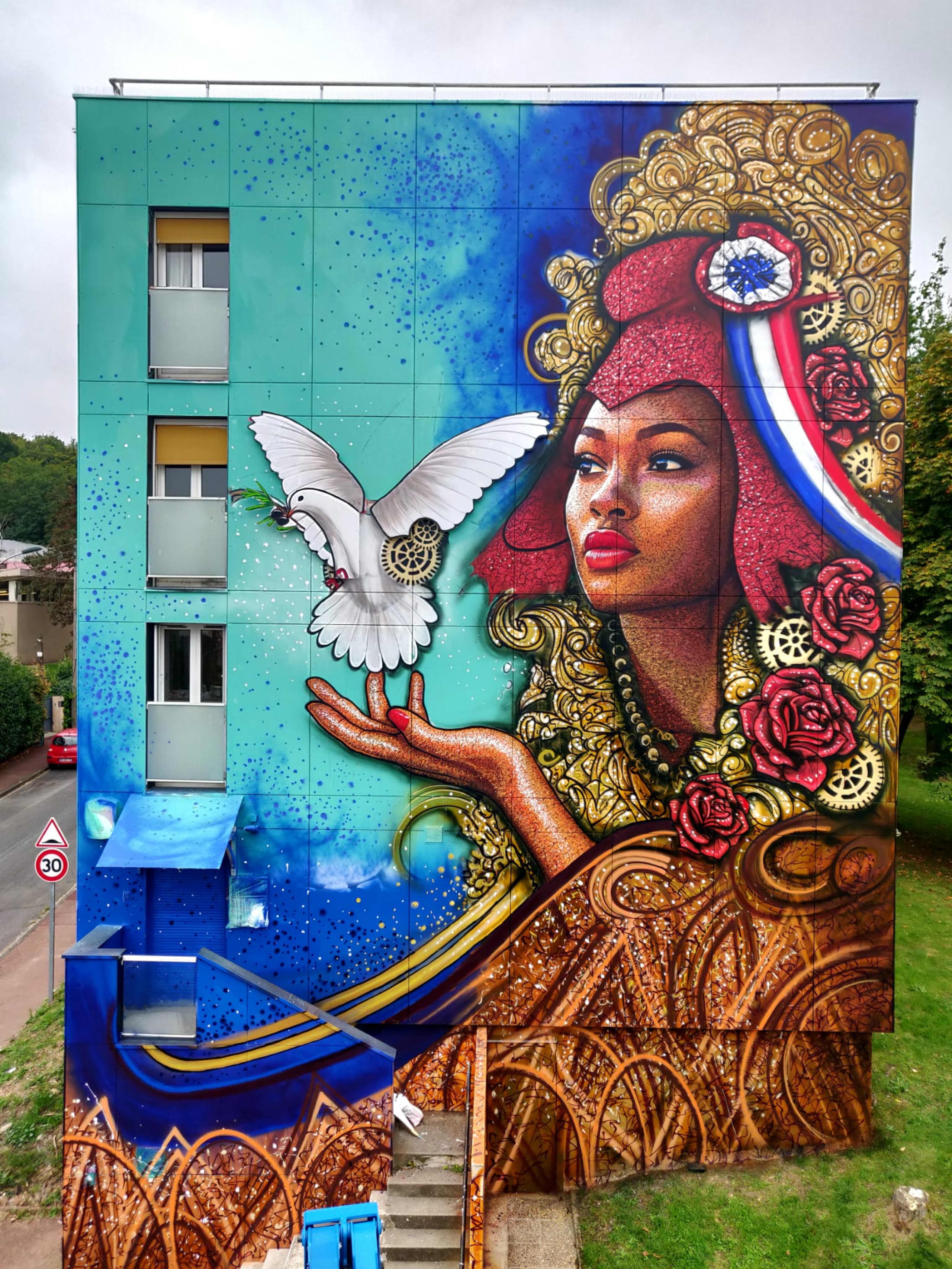 Marianne (French Republic) - mechanical mural electrically powered (2 motors) see video on https://youtu.be/fm3PZCC5gR0  by Artiste Rast