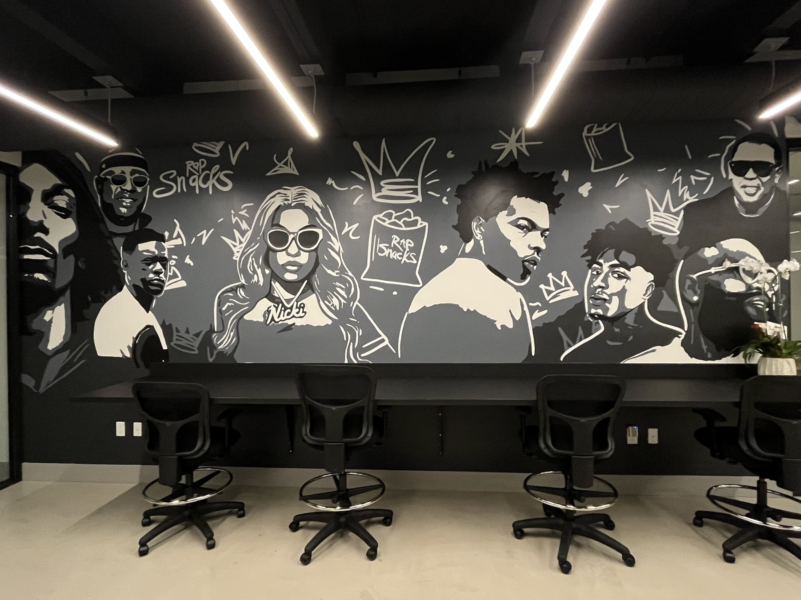 Voices of the Crowned: A Hip-Hop Tribute by jbluery
