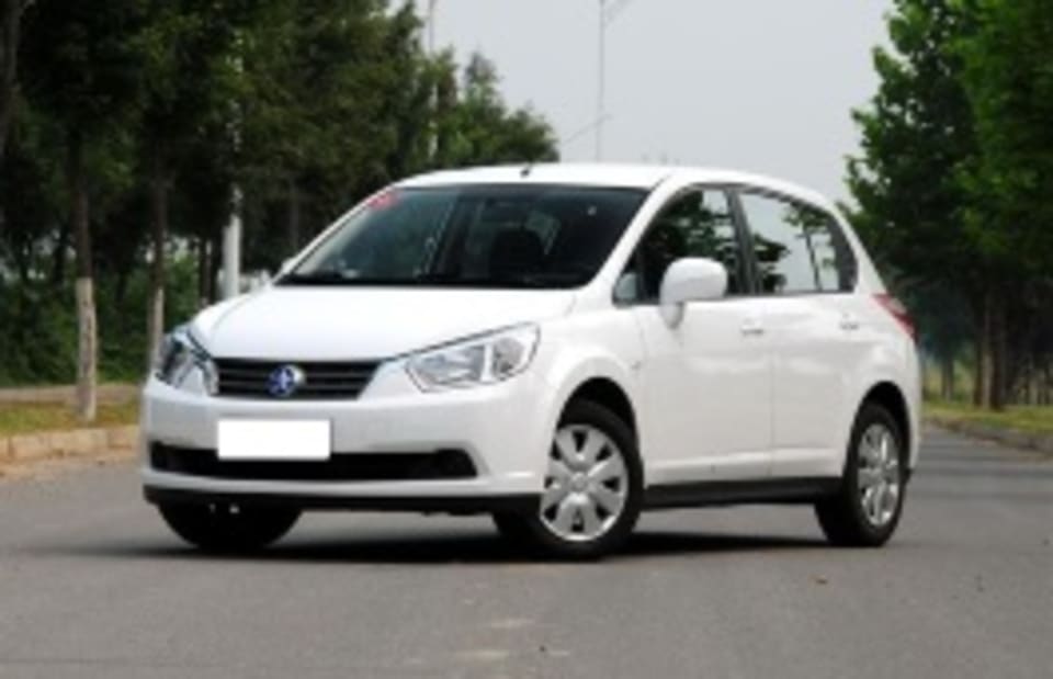 Venucia R50