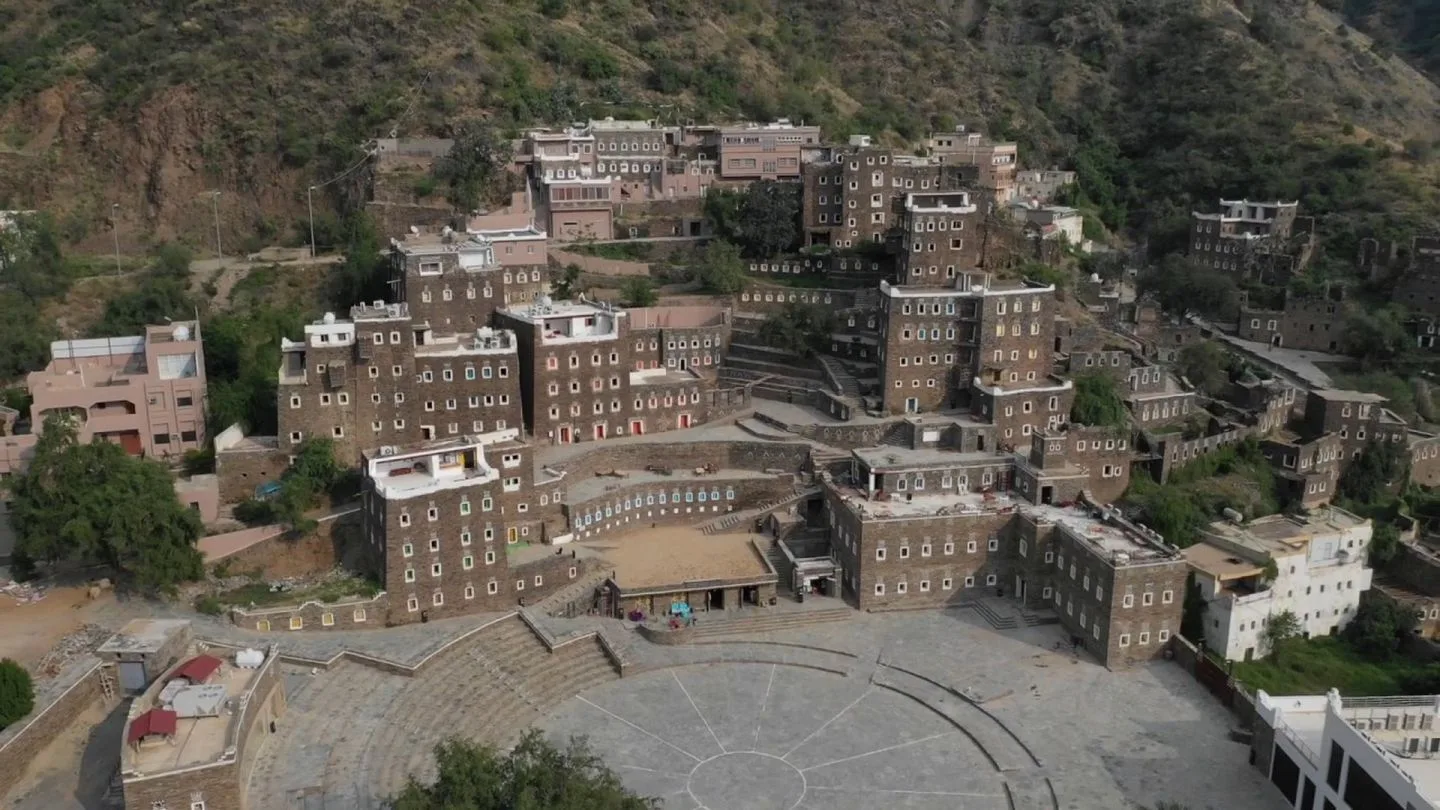 Rijal Almaa Historical Village