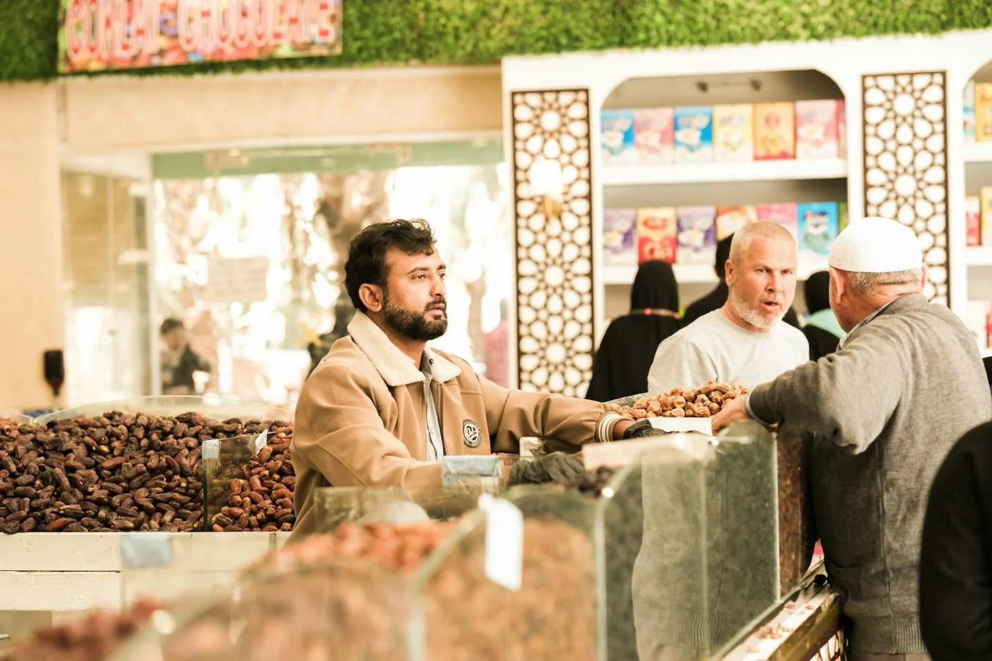Saudi etiquette and cultural do’s and don’ts