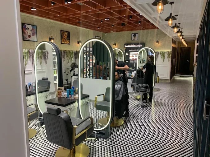 Looks Salon 4