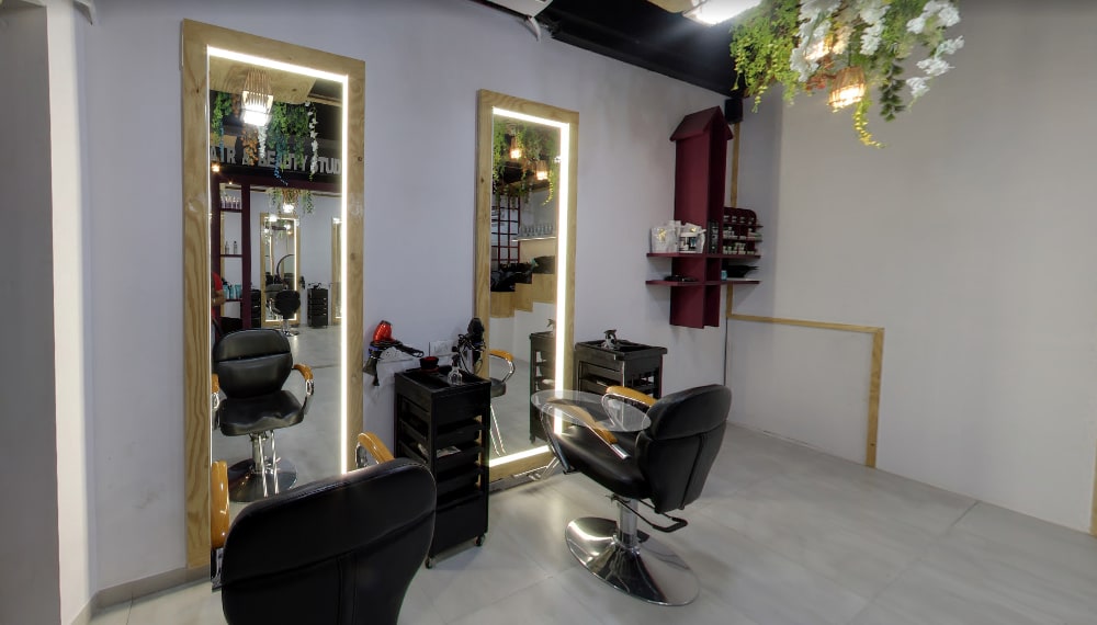 LIMITLESS Hair & Beauty Studio 2