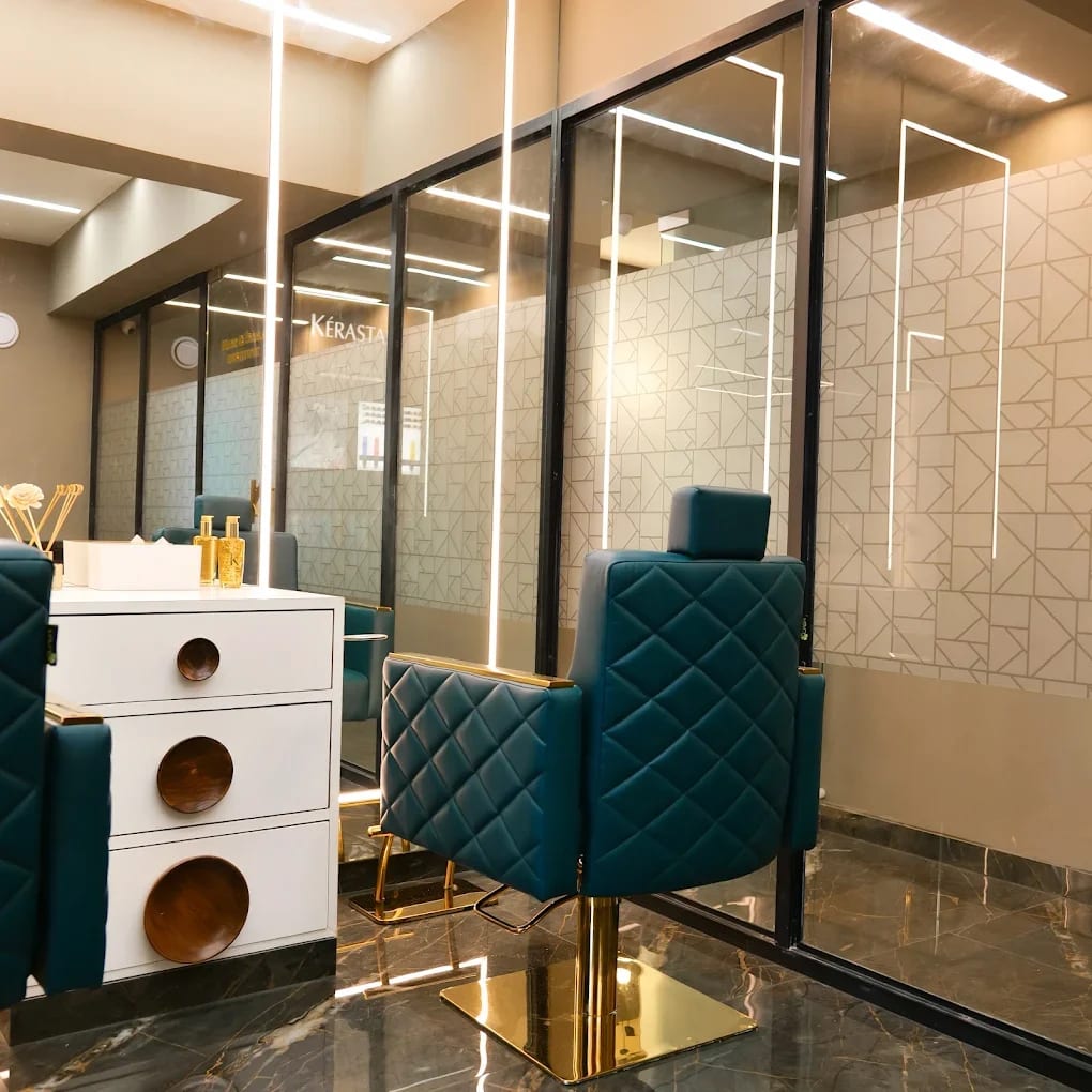 Toni&Guy Four Bungalows, Andheri West - Premium Hair Salon in Andheri, Luxury Unisex Beauty Parlour in Four Bungalows 2