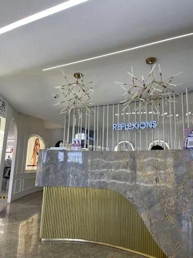 Reflexions Unisex Salon