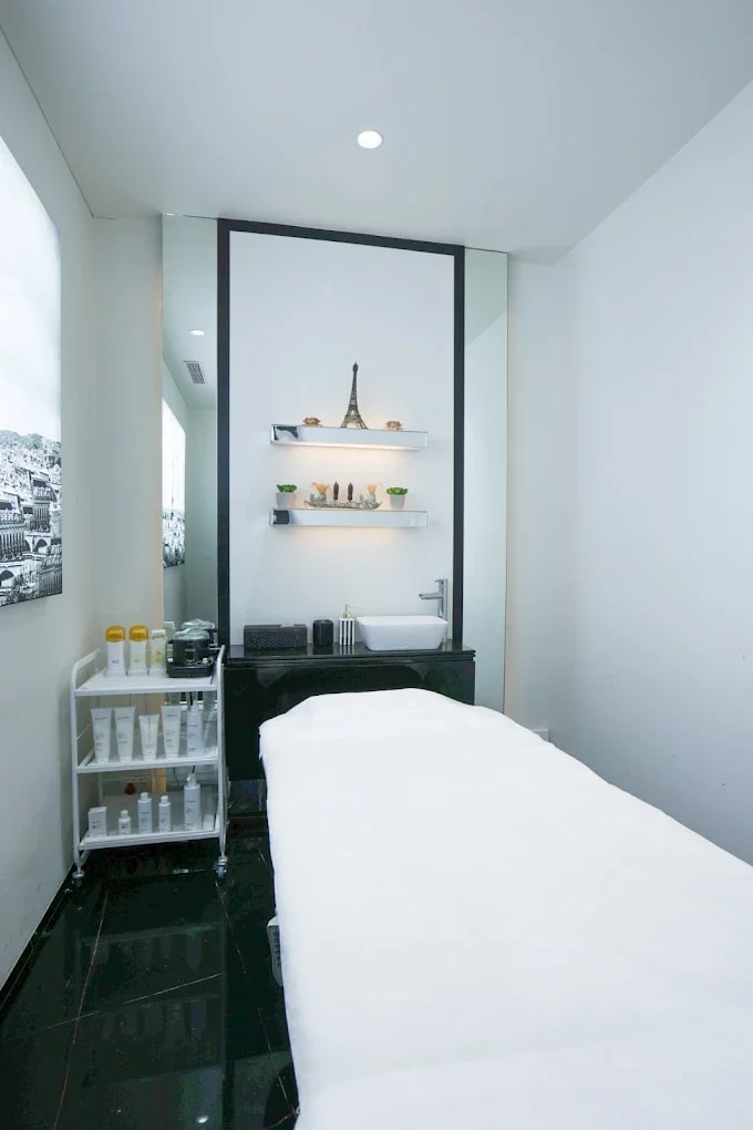 Jean-Claude Biguine Salon & Spa Palladium 3