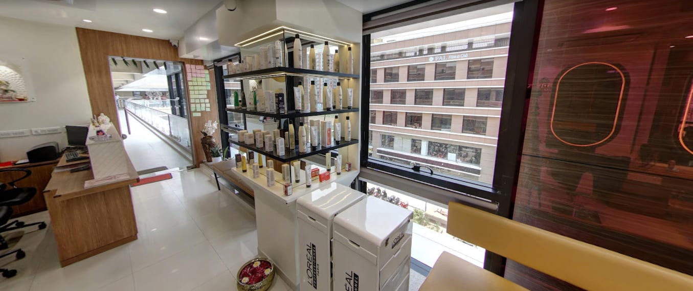 Preety Salon 2