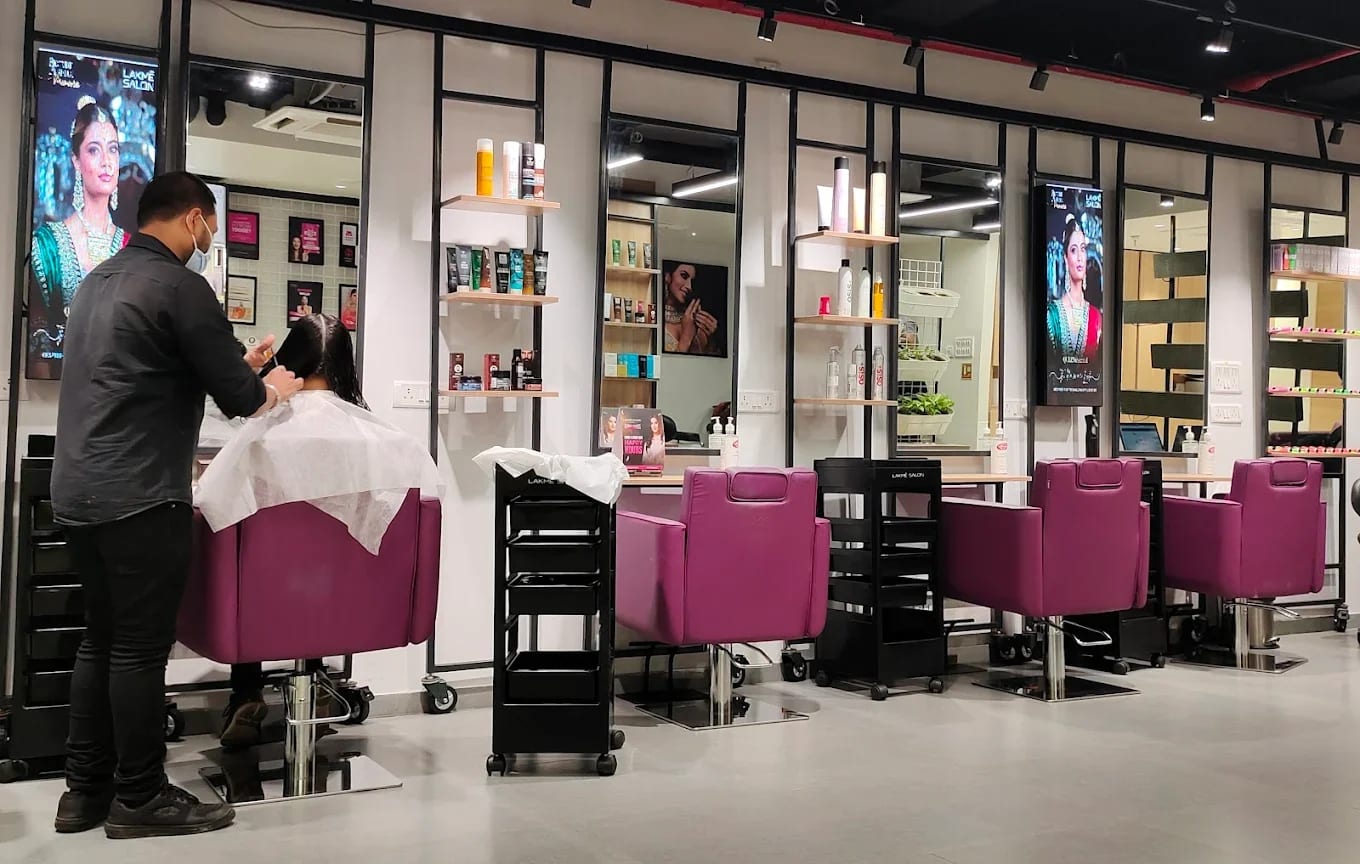 Lakme Salon For Him and Her in High Street Phoenix 3