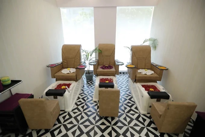 Purple Salon & Wellness 2