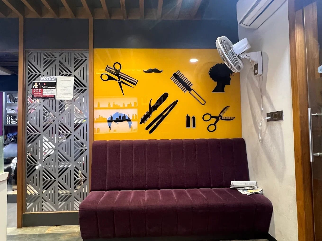 Akil's Hair Studio 2