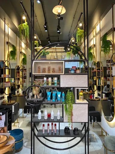 Sv Unisex Hair Studio 4