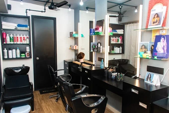 The Venisiya Salon 2