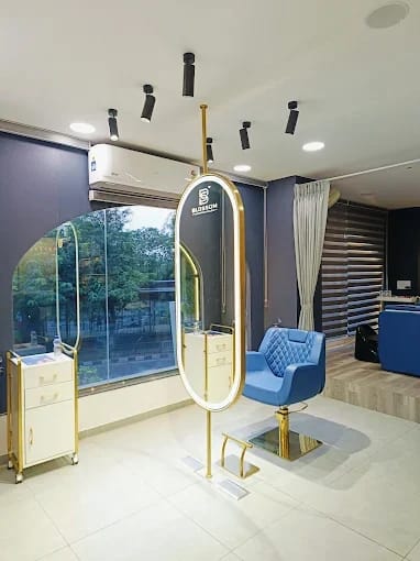 Blossom Luxurious Salon 3
