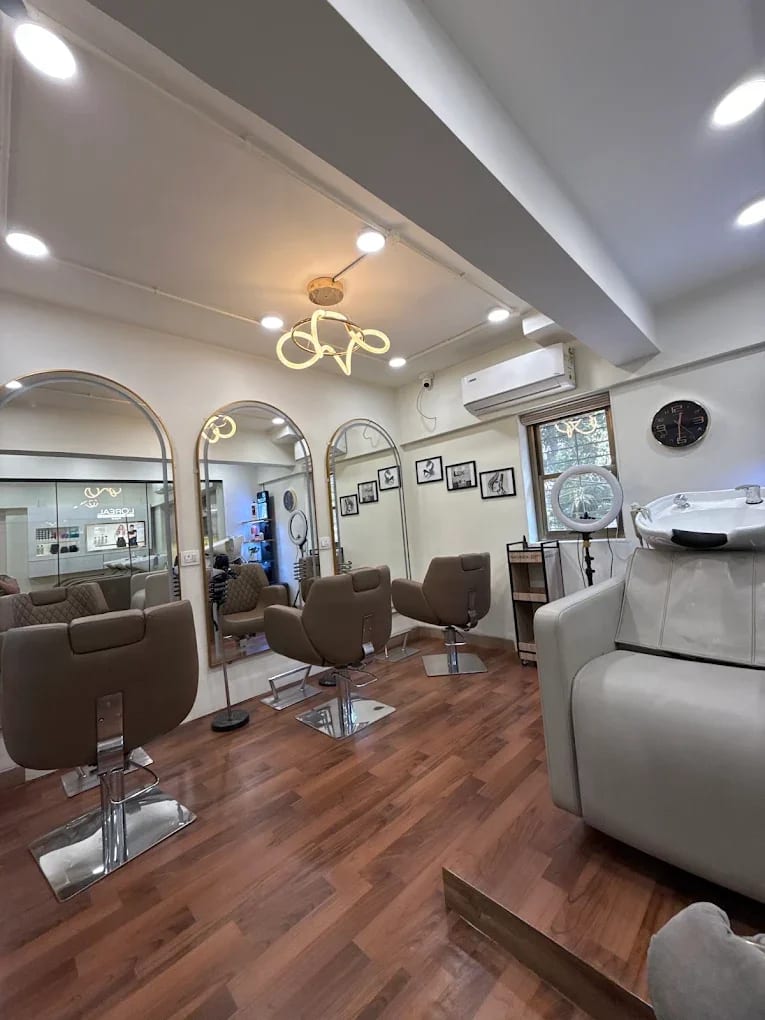 Ccoral Salon- Luxury salon in Bandra 2