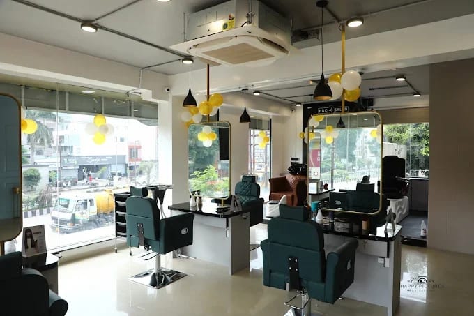 H&C Salon 4