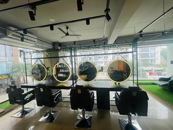 MV Unisex Salon 2