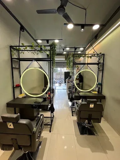 MV Unisex Salon 3