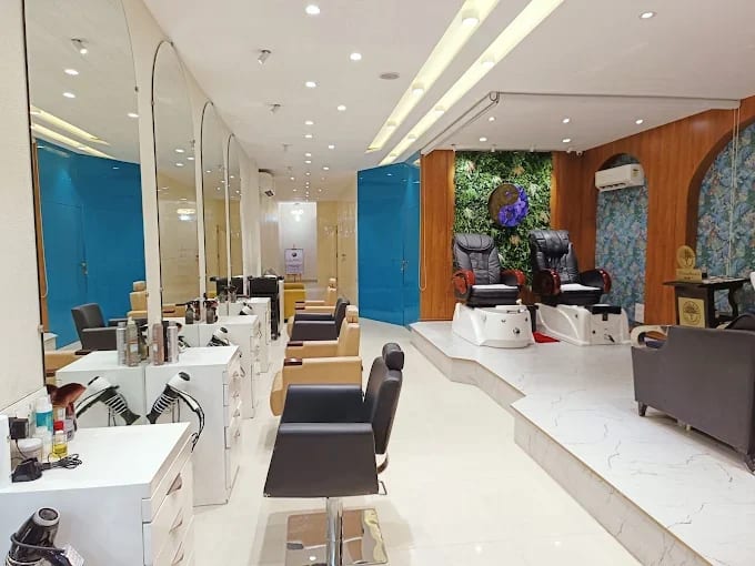 Lilaacs Unisex Salon 2