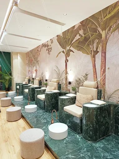Color Fever - The Salon 2