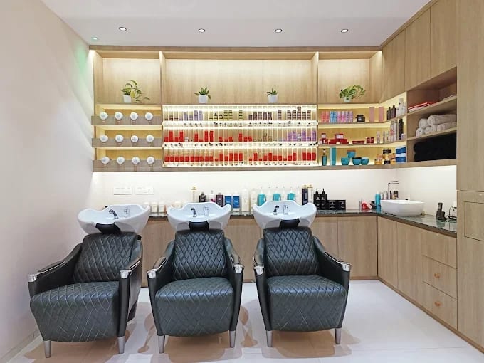 Color Fever - The Salon 3