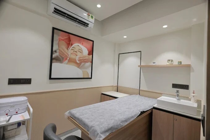 Lakme Salon 3