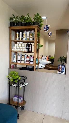 Rashmi Salon 3