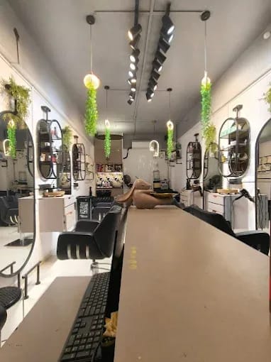 S.S UNISEX HAIR STUDIO 2