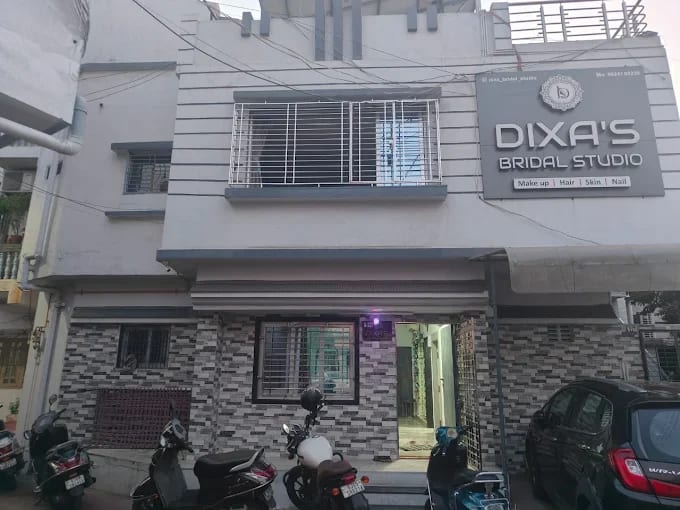 Dixa's Bridal Studio