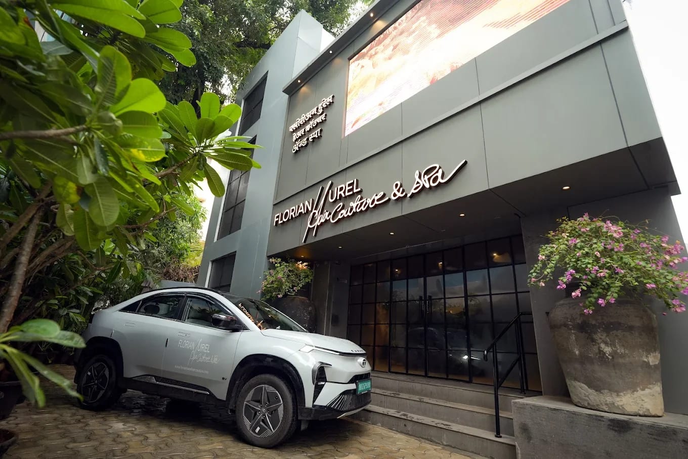 Florian Hurel Hair Couture and Spa (Walkeshwar)