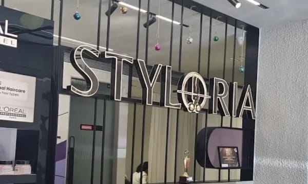 𝗦𝘁𝘆𝗹𝗼𝗿𝗶𝗮 𝗨𝗻𝗶𝘀𝗲𝘅 𝗛𝗮𝗶𝗿 𝗦𝘁𝘂𝗱𝗶𝗼 & 𝗟𝗼𝘂𝗻𝗴𝗲
