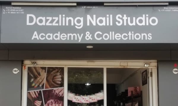 Dazzling Nail studio