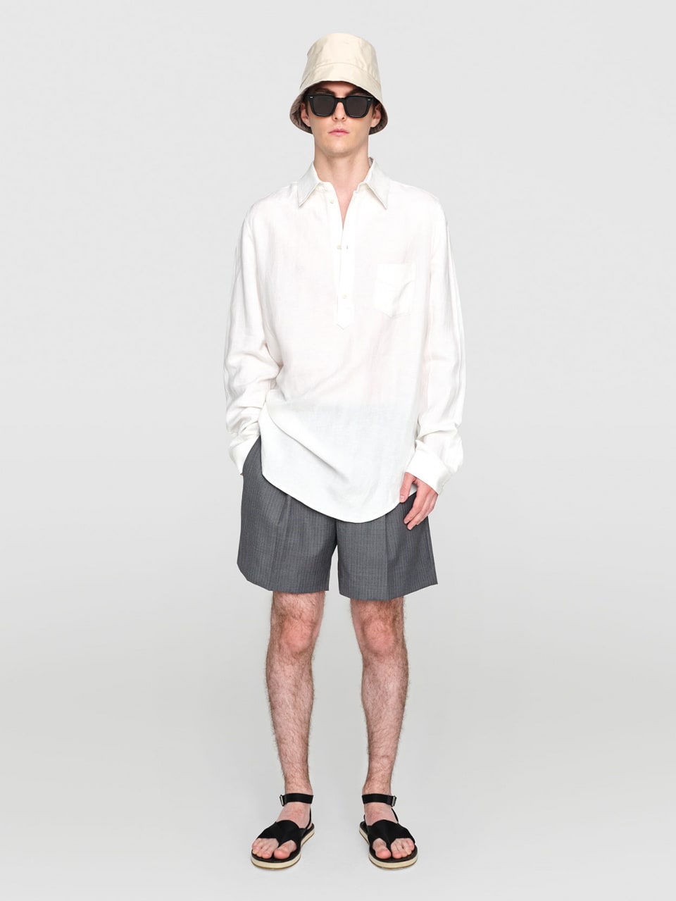 HOWARD Summer Wool Shorts