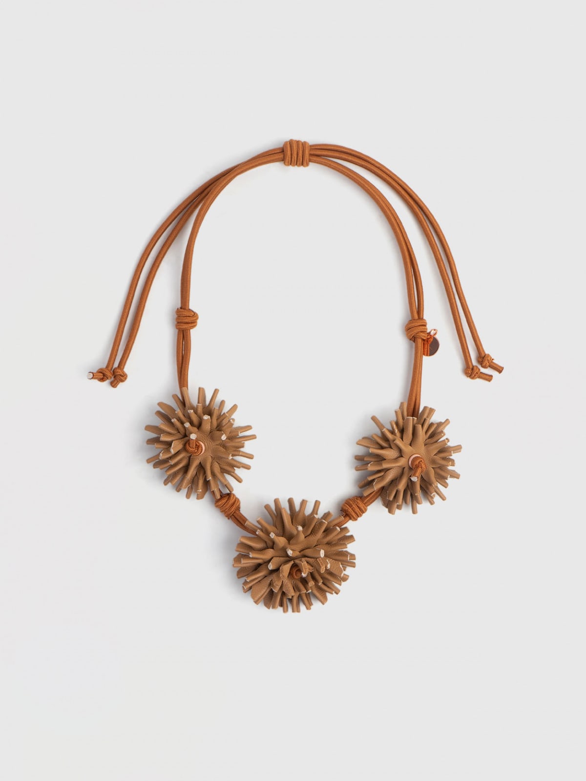 BUTTONWEED Necklace