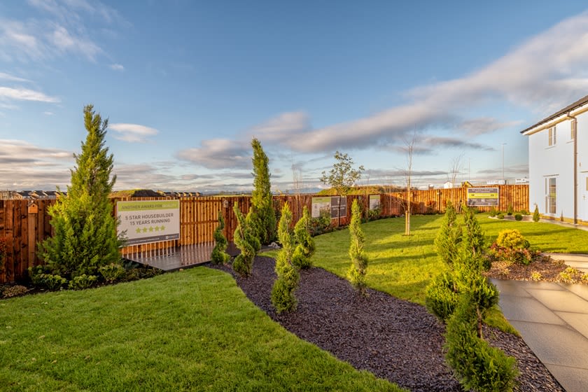 Lennox Gardens image