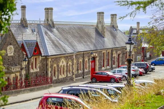 Scholars Court image