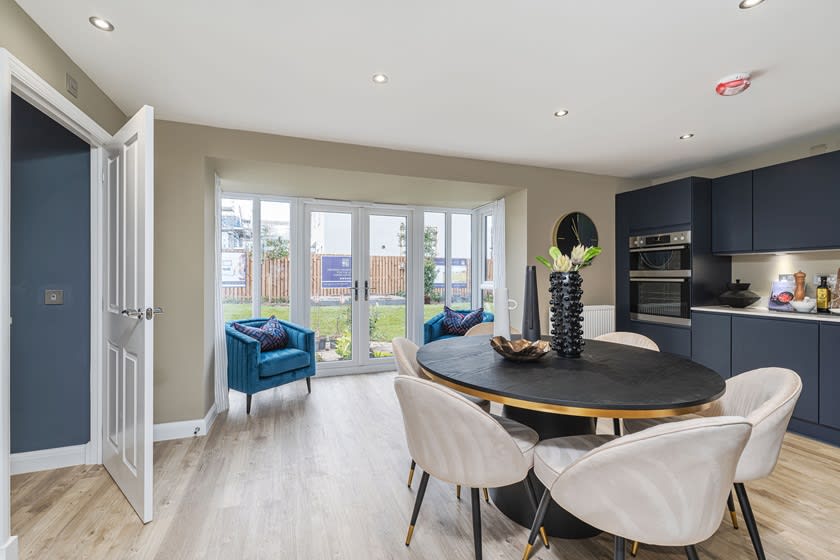 Dwh @ Cornhill Village image