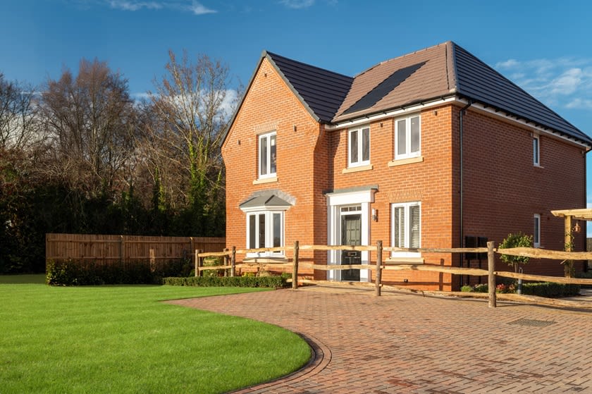 Heyford Springs image