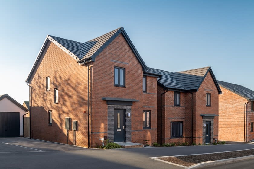 Pentref Llewelyn image