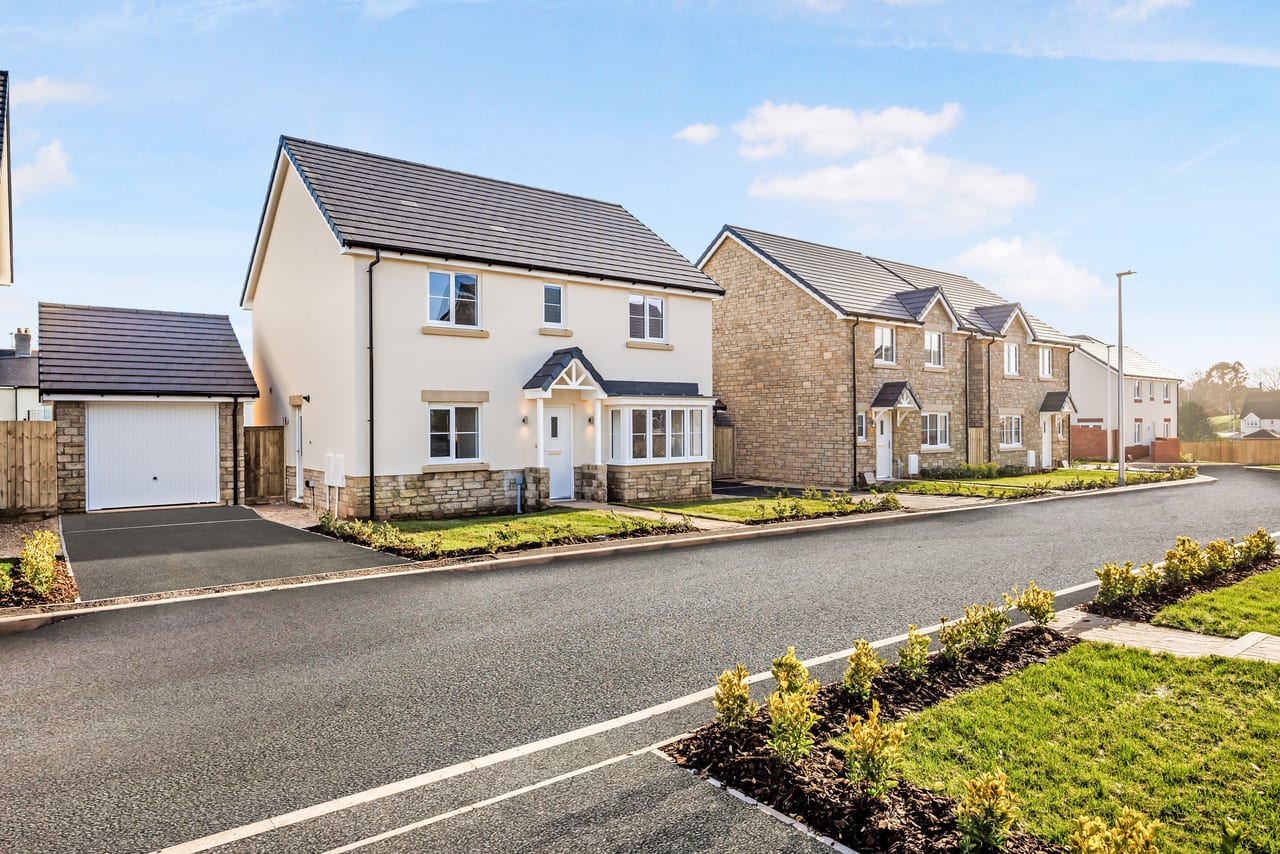 Mill Brook Green Axminster image