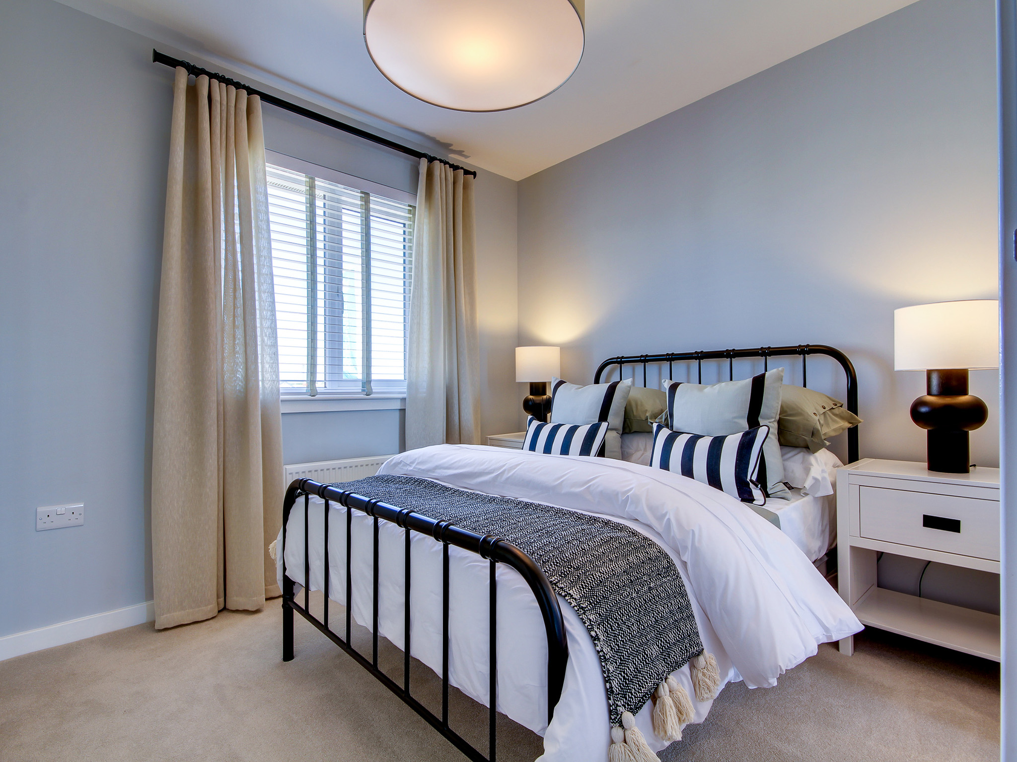 The Whithorn bedroom