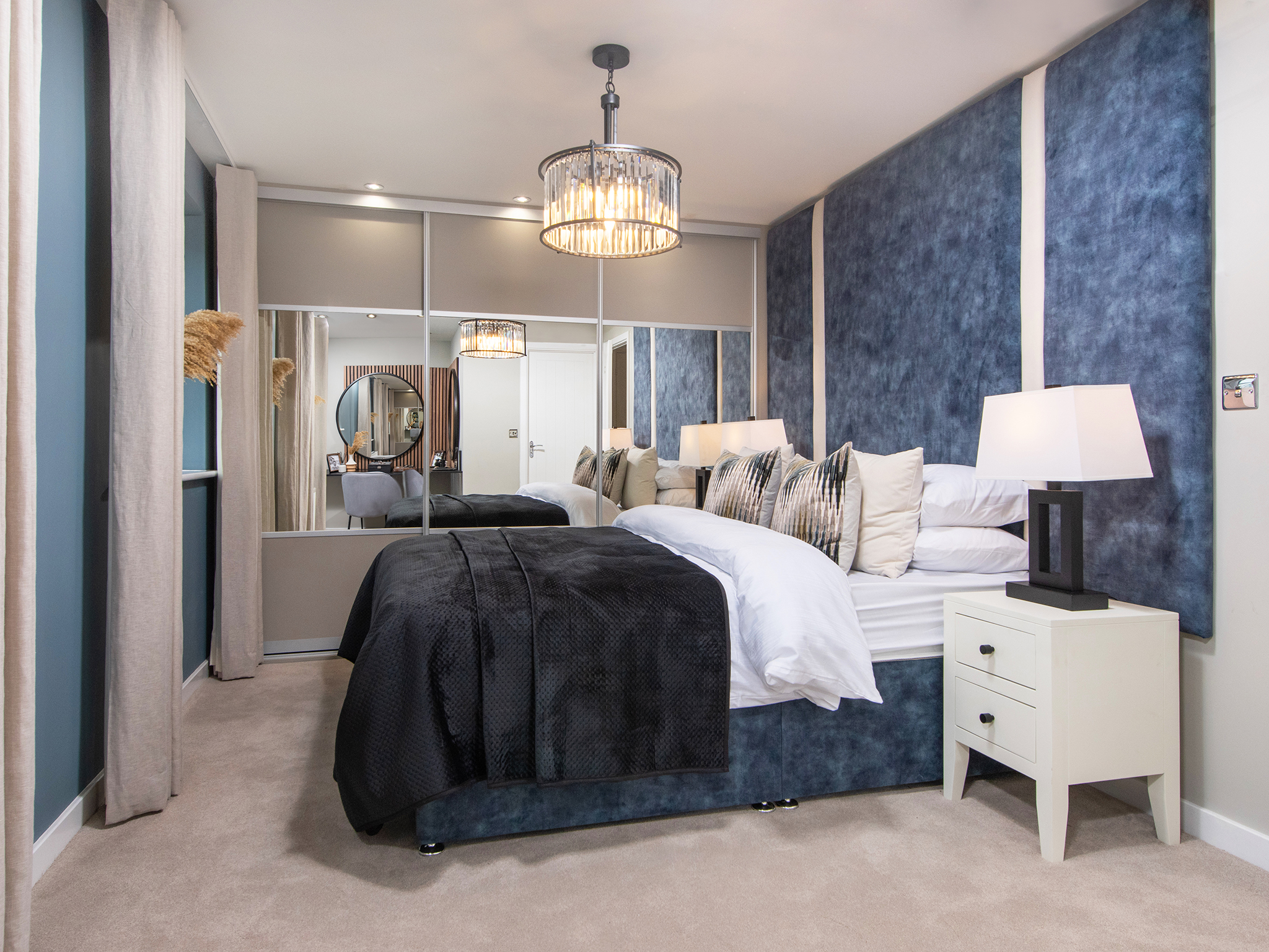 The Delamare bedroom