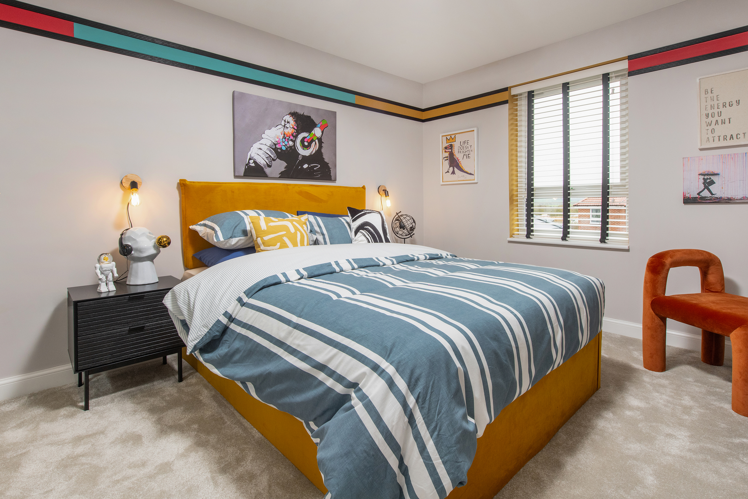 Fallow bedroom