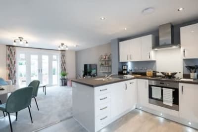 Weldon Manor image