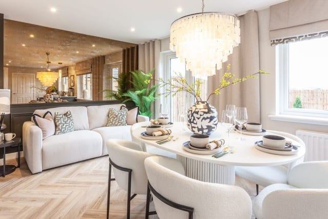 Hazelford Dining and family area