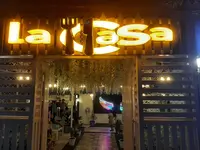 La Casa cafe