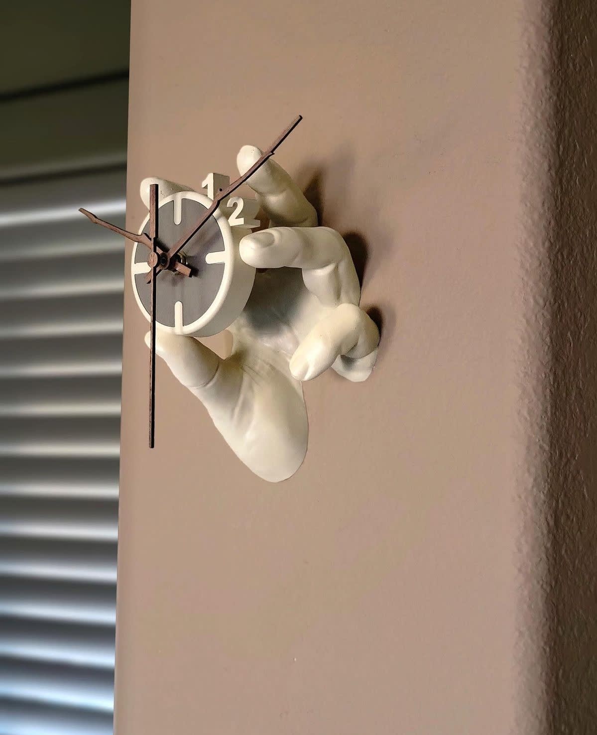 Artistic Wall Clock by Artoholix Studio