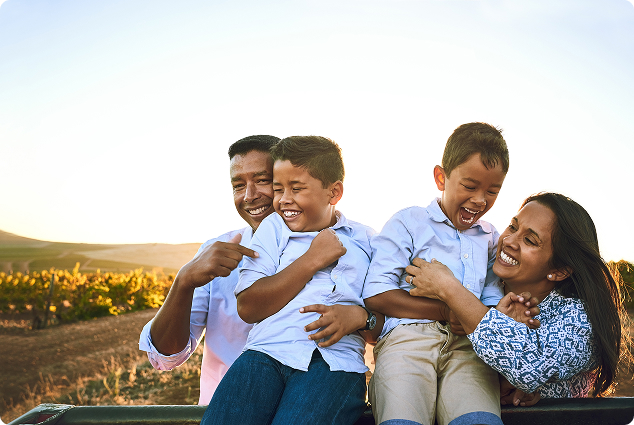 Viaservin-Security-Private-Security-Barranquilla-Our-Team-Wellbeing-Programs-Family