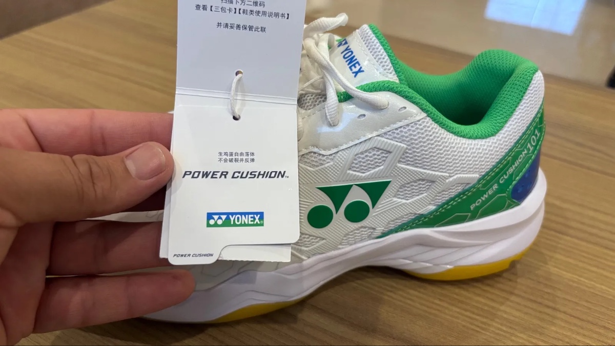 Yonex Power Cushion 101 Green Badminton Shoes