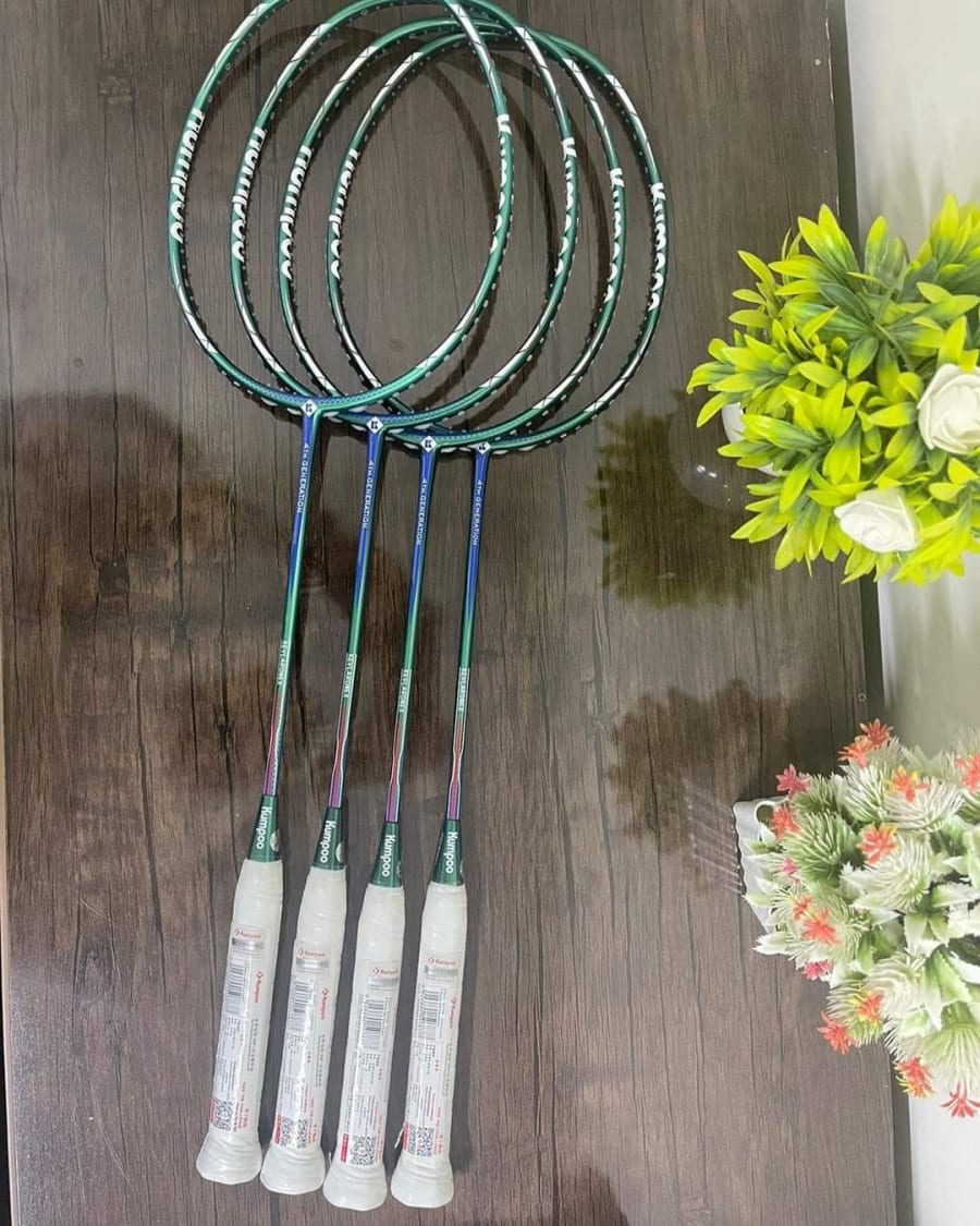 Kumpoo Kevlaronex Premium Racket – Power 40, Weight 80–85 g
