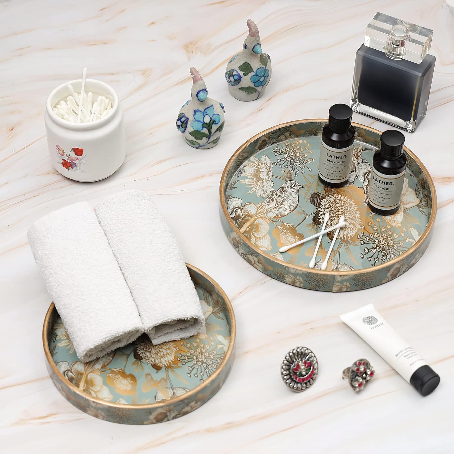 Round hertitage Set of two  wood Trays Enamel Coated